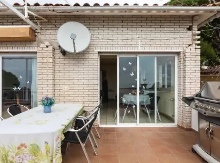 -villa Sleeps 9 With Pool , Seaview, Wifi, Streamingservices Villa Lloret de Mar