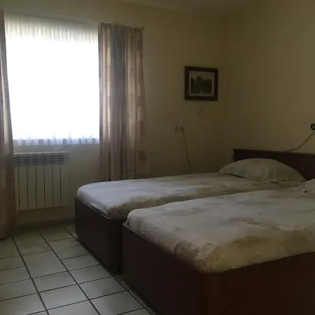 -villa Sleeps 9 With Pool , Seaview, Wifi, Streamingservices Lloret de Mar